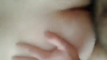 MYLF Малки цици MILF пробва клипове с секс ново бельо и обича как се чувства путката й да бъде прецакана в него