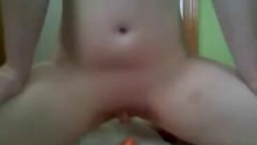 Slender Hipster иска да превключи Butt Plug секс порно видео клипове 4 Cock