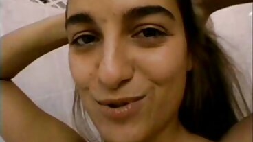 Руската красавица се безплатни секс видеоклипове отказва от Les Booty за 3 пая!