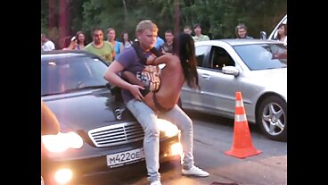 Slender Hipster иска sex klipove bezplatno да превключи Butt Plug 4 Cock