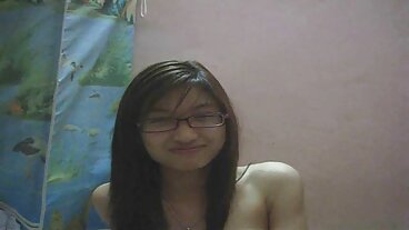 Brazzers: Секси медицинската сестра Angel Wicky се чука с безплатни порно видеоклипове дупе в Glory Hole на PornHD