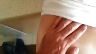 Brazzers: Напомпана с гърди любовница praznene v gaza Савана Бонд на PornHD